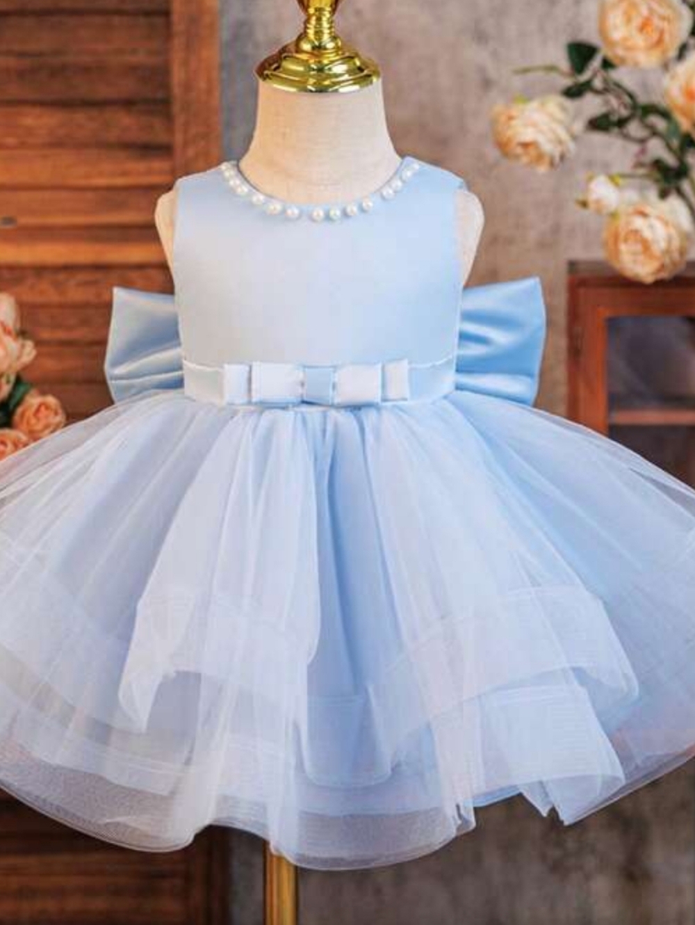 Light Blue Tulle Flower Girl Dress with Pearl Neckline